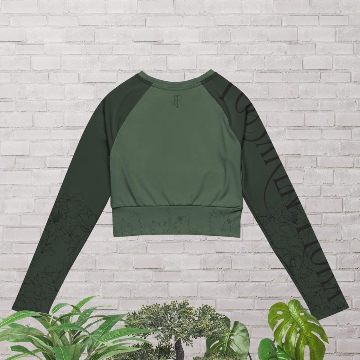 Recycled long-sleeve crop top